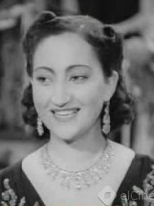 رئيسة عفيفي