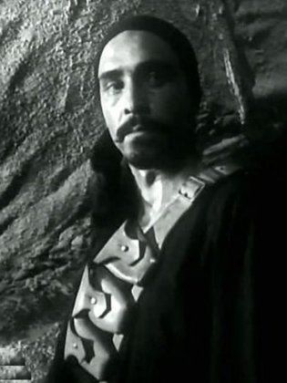 أرماندو لازارا