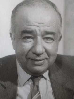 يوسف فرنسيس نخلة