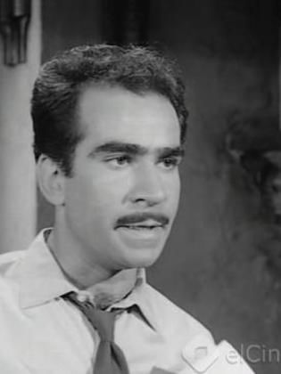 عبدالعزيز مكيوي