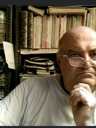 صقر بدر خان