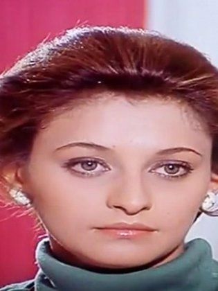 هويدا خورشيد