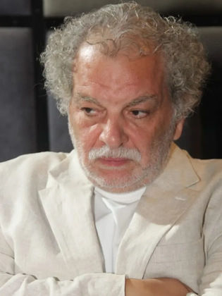 أحمد مصطفى