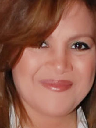 نهلة عبدالعزيز