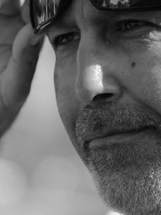 عماد عبدالقادر