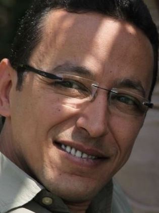 عبدالله علي