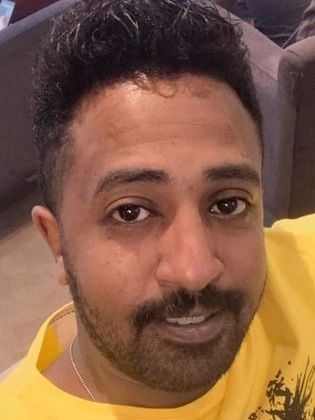 محمد عز العرب