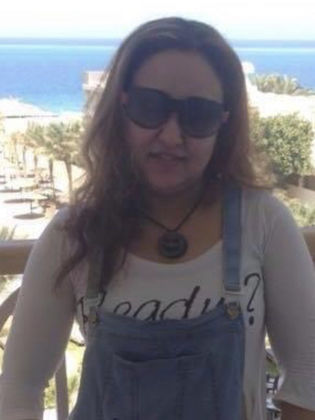 نيفين زين الدين