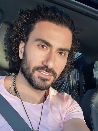 أسامة الشناوي