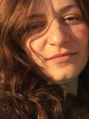 دينا محمد كريم / دينا أغا