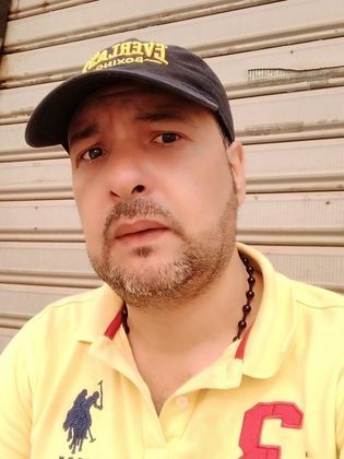 أحمد أبو شاهين