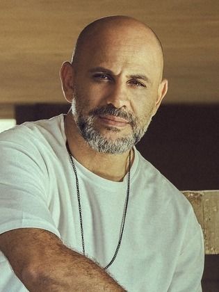 عزيز الشافعي