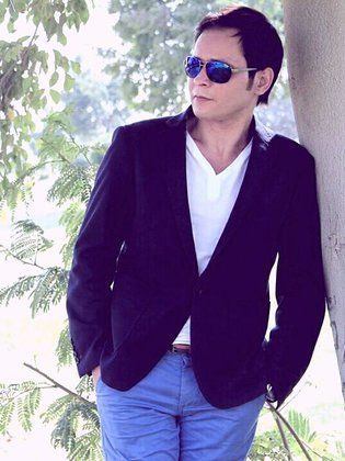 أيمن أبو زهرة