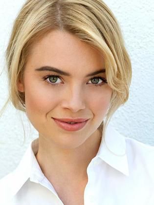 ألكساندرا جروسي