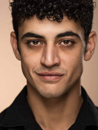 آدم الشرقاوي