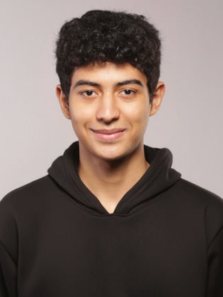 أنس جمال