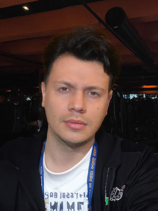 سامح الكومي