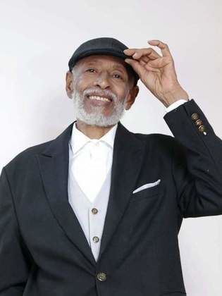 مصطفى أحمد الخليفة